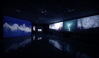 A Light in the Dark: The Innovative Kunsthalle Detroit Museum